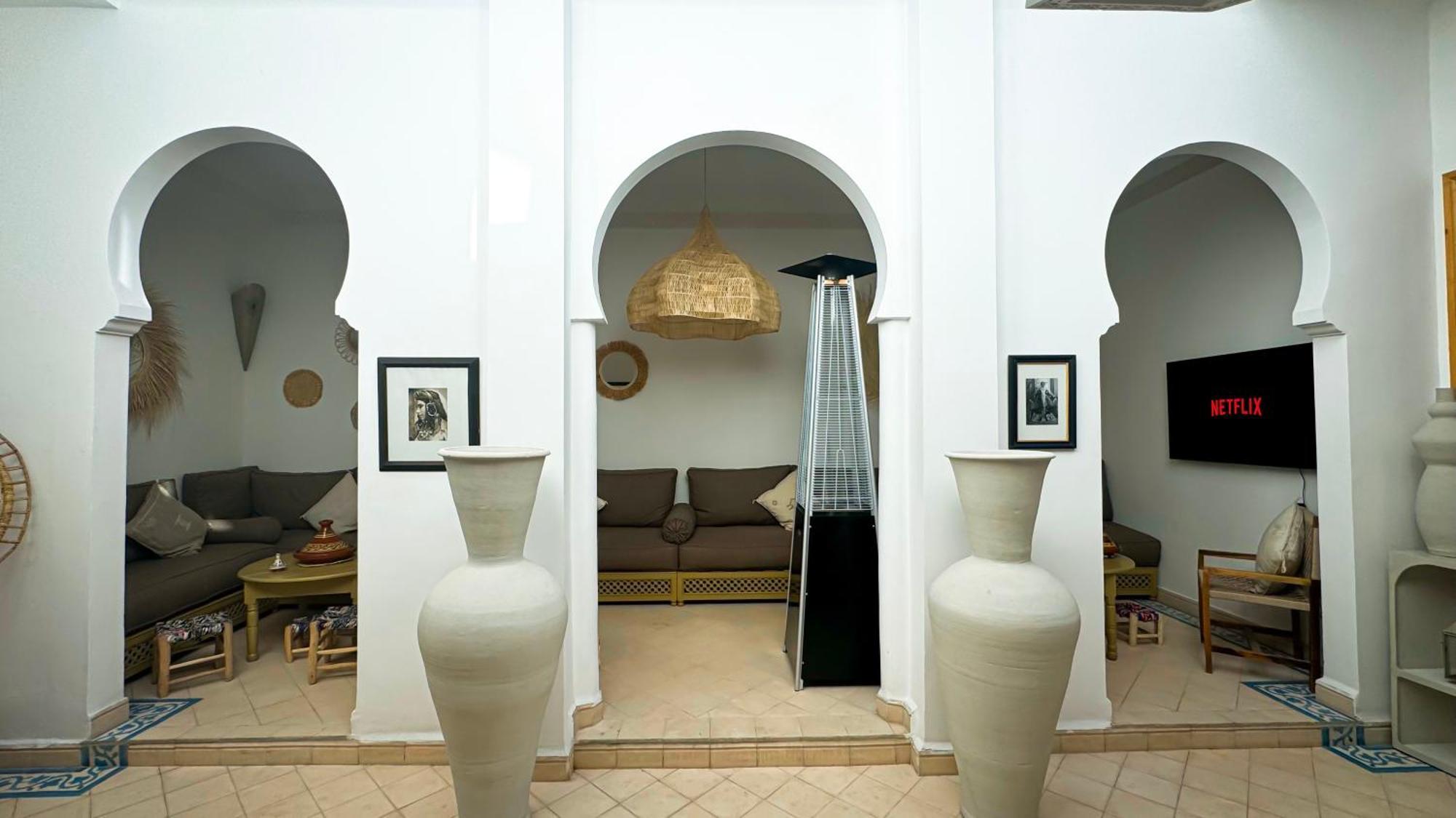 Riad Abi *